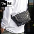 画像1: NEW ERA ニューエラ 【 ショルダー バッグ ミニ 3.5L ボックスロゴ モノグラム 】 ブラック 容量3.5L NEWERA BAG 13772355 (1)