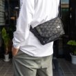 画像7: NEW ERA ニューエラ 【 ショルダー バッグ ミニ 3.5L ボックスロゴ モノグラム 】 ブラック 容量3.5L NEWERA BAG 13772355 (7)