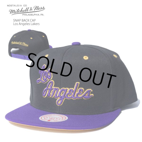 画像1: Mitchell And Ness ミチェルアンドネス キャップ 【 ロサンゼルス・レイカーズ LA LAKERS 】 海外モデル  スナップバック NBA 帽子 (1)