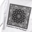 画像8: NEW ERA ニューエラ 【キッズ Youth 長袖 コットン Tシャツ Paisley】 ロンT ロングTシャツ ロゴ 子供用 ペイズリー バンダナ (8)