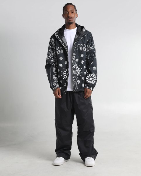 画像2: SHAKA WEAR シャカウエア 【Windbreaker Jacket 2.0】  ペイズリー バンダナ 柄物 ウィンドブレーカー ナイロンジャケット アウター ビッグサイズ 大きいサイズ HIPHOP メンズ (2)