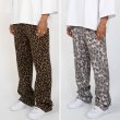 画像9: EPTM エピトミ 【スウェットレオパードパンツ】 ヒョウ柄 レオパード柄 スウェット フレアシルエット ロングパンツ 柄物 ストリート HIPHOP メンズ (9)