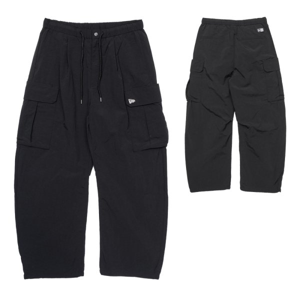 画像2: NEW ERA ニューエラ 【オーバーサイズド ナイロン カーゴパンツ】 ナイロンパンツ ロングパンツ 長ズボン ウィンドブレーカー オーバーサイズ ビッグサイズ ユニセックス (2)