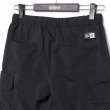 画像7: NEW ERA ニューエラ 【オーバーサイズド ナイロン カーゴパンツ】 ナイロンパンツ ロングパンツ 長ズボン ウィンドブレーカー オーバーサイズ ビッグサイズ ユニセックス (7)